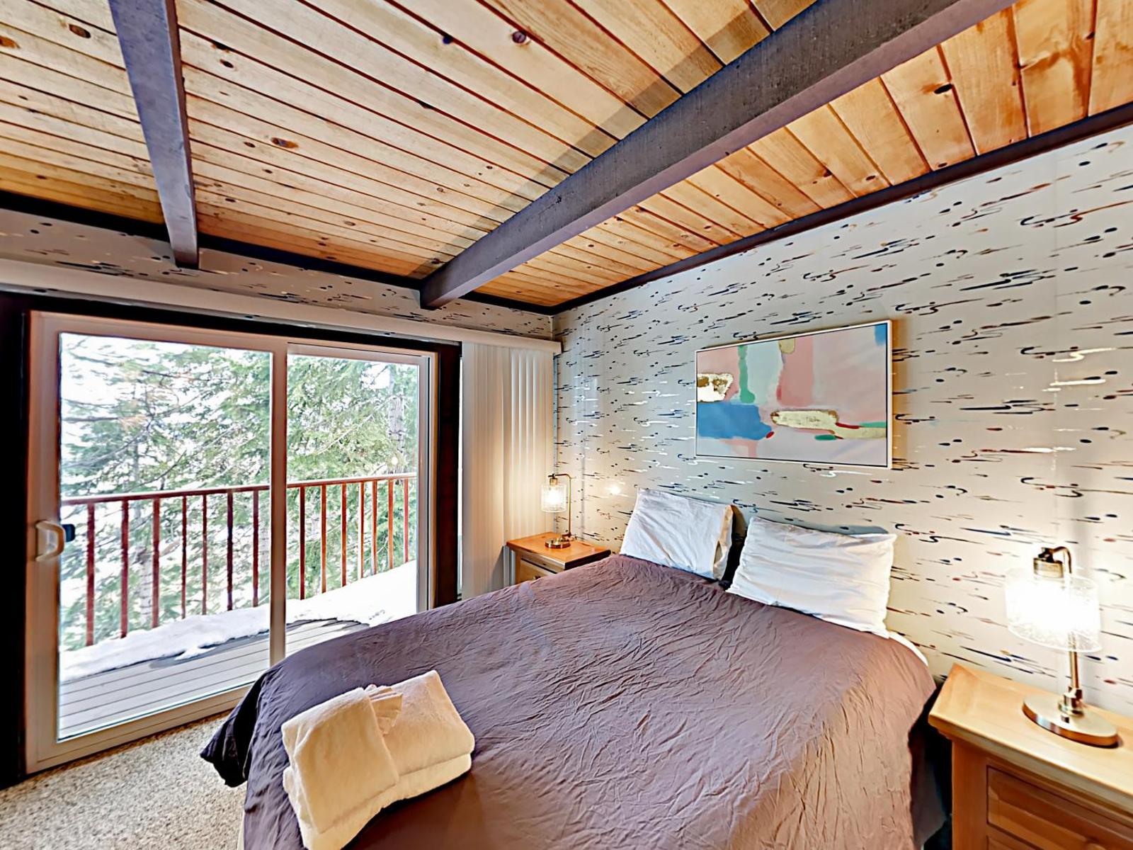 Mountaintop Condo #D Condo Main image 1